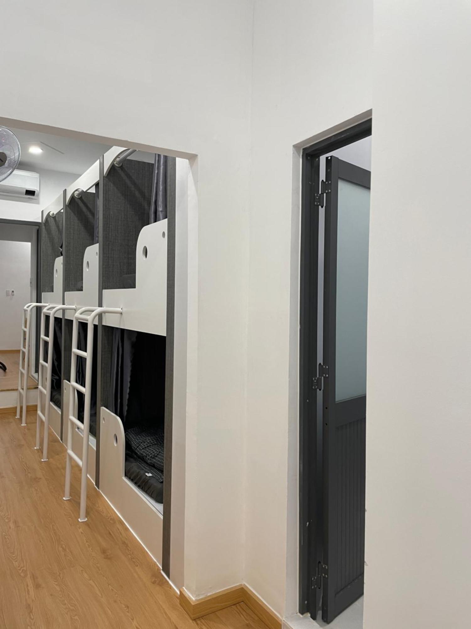 הו צ'י מין סיטי Alphabet Home Capsule מראה חיצוני תמונה